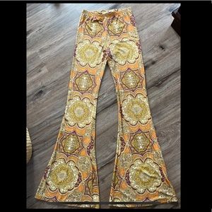 Novella Royale Janis bells in tangerine dial